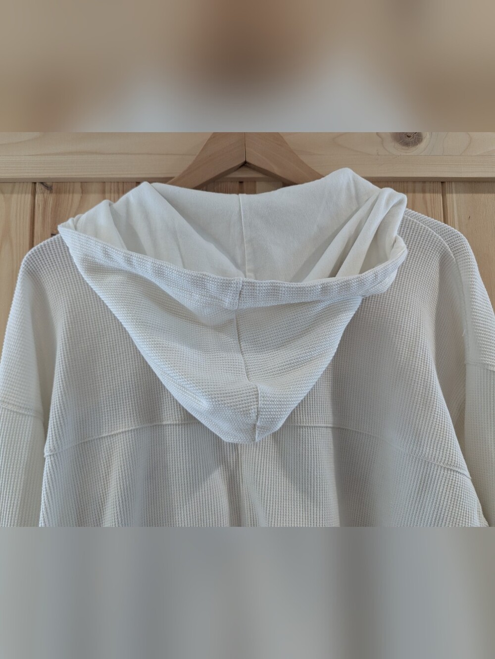 Roxy Cream Button-Front Hooded Shirt - Picture 6 of 9